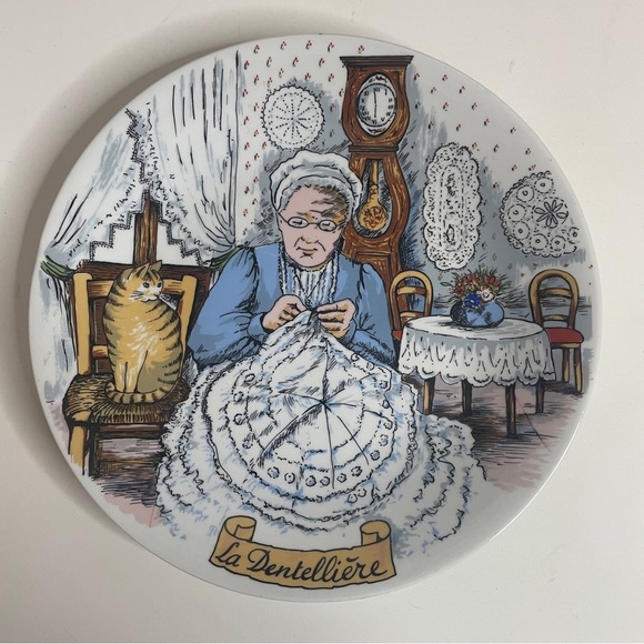 French Ceramique Decorative Plate NEM Plate “La Dentelliere” (The Lacemaker) 9" - Picture 9 of 9